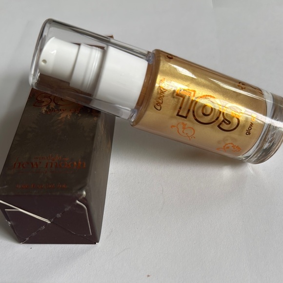 ColourPop SOL Glow Oil - Picture 2 of 3